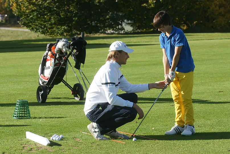 Und viele Kinder aus der AZ-Fördermannschaft wollen weiter Golf spielen. "Einige haben das Talent zum Profi", sagt Tino Schuster.