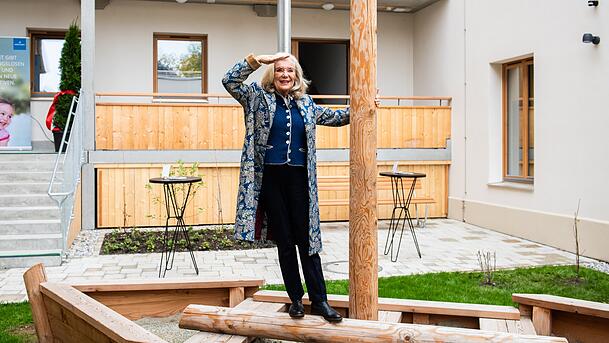 Jutta Speidel freut sich &uuml;ber die Er&ouml;ffnung ihres dritten "Horizont"-Hauses in M&uuml;nchen.