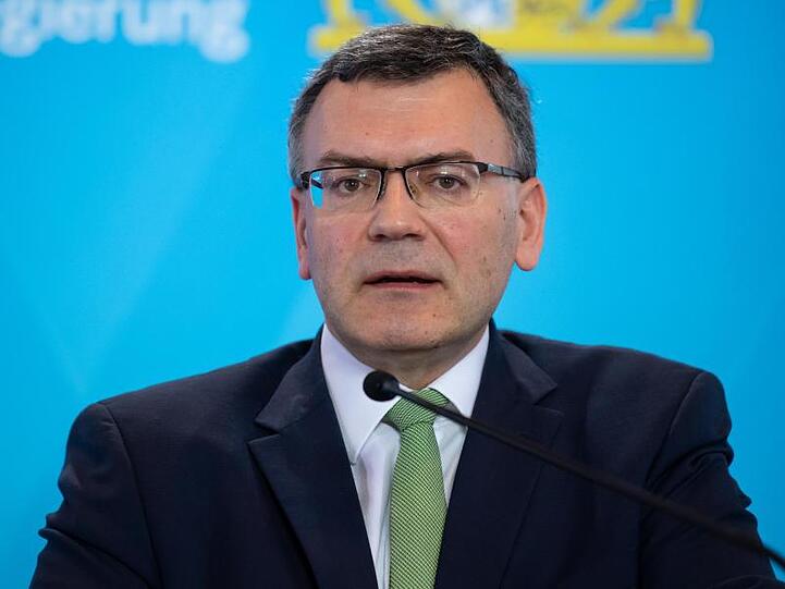Florian Herrmann (CSU), Leiter der bayerischen Staatskanzlei, spricht. Foto: Sven Hoppe/dpa/Archivbild