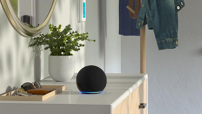 Die Sprachassistentin Alexa ist unter anderem in den Echo-Lautsprechern von Amazon Zuhause.