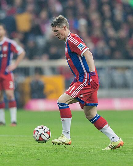BASTIAN SCHWEINSTEIGER Ohne NOTE
Kam für Ribéry in der 80. Minute. Der zweite Einsatz des Weltmeisters nach seiner Verletzung. Immerhin mehr als zehn Minuten Fight auf höchstem Niveau.