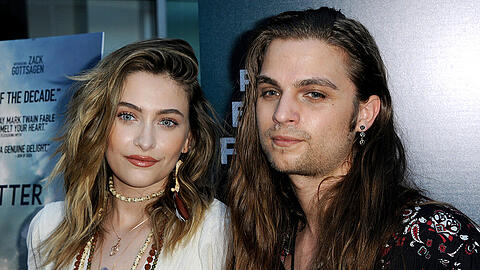 Paris Jackson und ihr Freund und Bandkollege Gabriel Glenn.