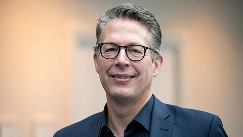 Staatsminister f&uuml;r Wissenschaft und Kunst, Markus Blume (CSU), gibt die F&ouml;rderungsprojekte des Kulturfonds Bayern 2026 bekannt.