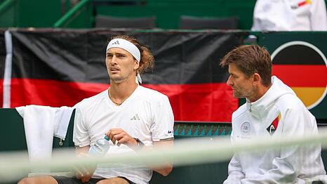 Alexander Zverev und Teamchef Michael Kohlmann freuen sich auf die Endrunde in Italien.