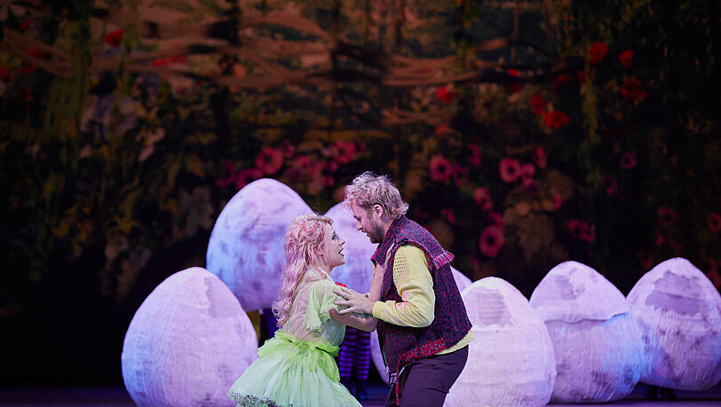 Papageno und Papegena in der "Zauberflöte". Papageno und Papegena in der "Zauberflöte".