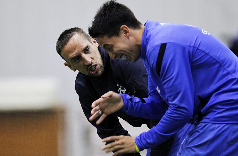 Franck Ribery mit seinem Teamkollegen Samir Nasri bei der EM 2012. (Archivbild)