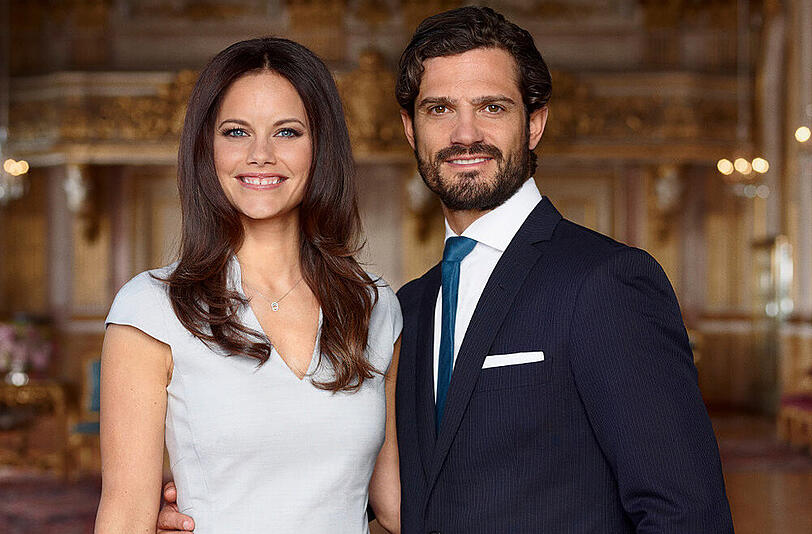 Traum-Hochzeit in Schweden: Prinz Carl Philip heiratet seine langjährige Freundin Sofia Hellqvist in der Stockholmer Schlosskirche.