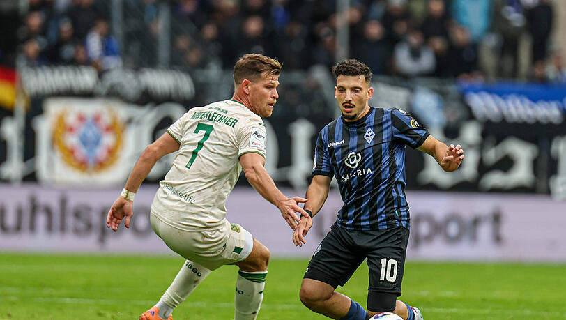 Gegen Mannheim erneut schwach: Florian Niederlechner. Gegen Mannheim erneut schwach: Florian Niederlechner.