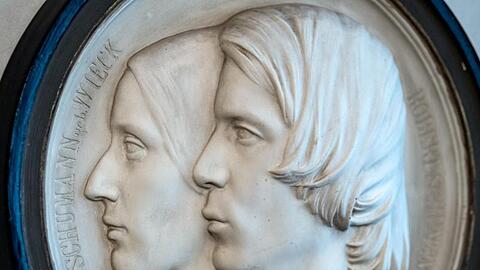 Ein Doppelportrait des Musiker-Ehepaars Clara und Robert Schumann im Schumann Haus in Leipzig.