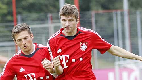 Thomas Müller und Jörg Butt beim Training Thomas Müller und Jörg Butt beim Training