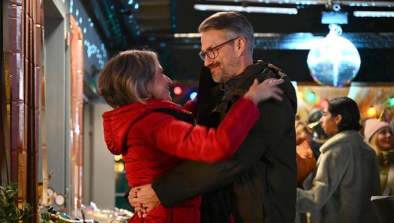 "Alles was z&auml;hlt": Henning (r.) wird einmal mehr bewusst, warum er Daniela so liebt.