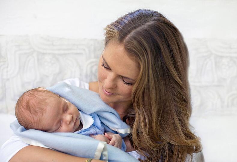 Am 15. Juni 2015 kam der kleine Nicolas in Stockholm auf die Welt