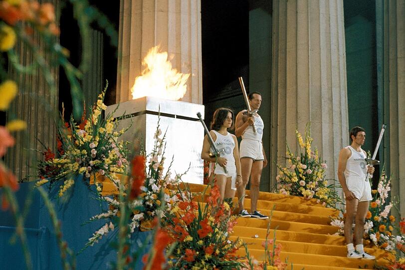 Das Olympische Feuer ist entfacht.