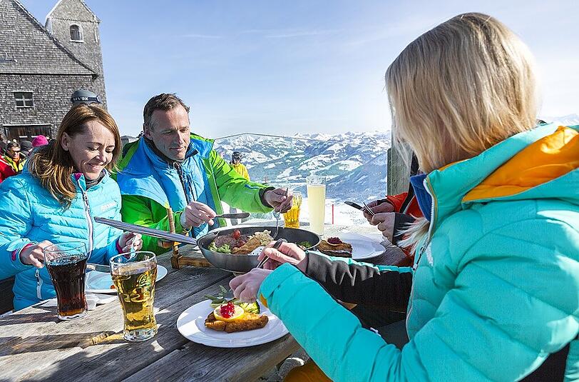 Kulinarik am Berg in der SkiWelt.