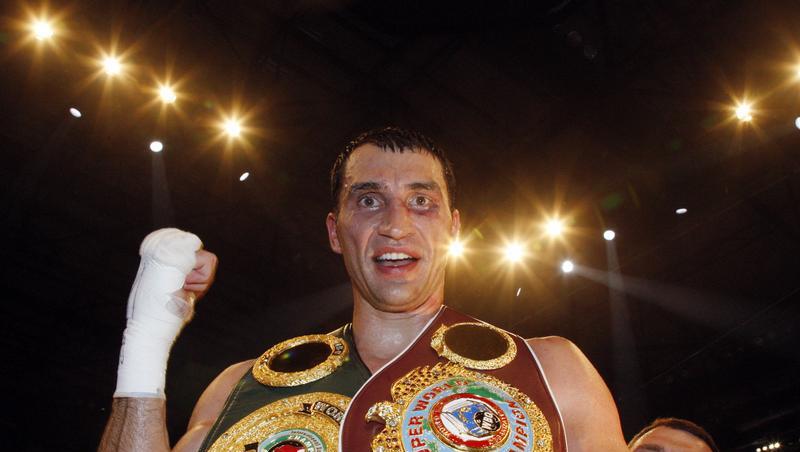 Der Gürtelsammler Wladimir Klitschko verteidigt seine Titel nun gegen Hasim Rahman. Der Gürtelsammler Wladimir Klitschko verteidigt seine Titel nun gegen Hasim Rahman.