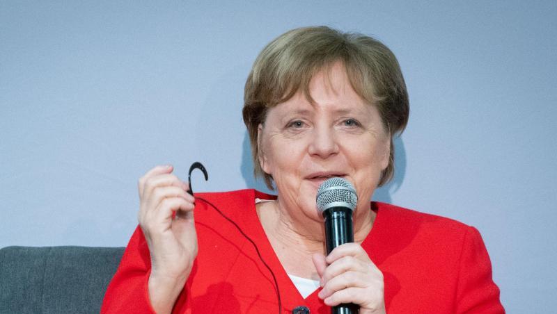 Bundeskanzlerin Merkel ist für zwei Tage in Afrika. Bundeskanzlerin Merkel ist für zwei Tage in Afrika.