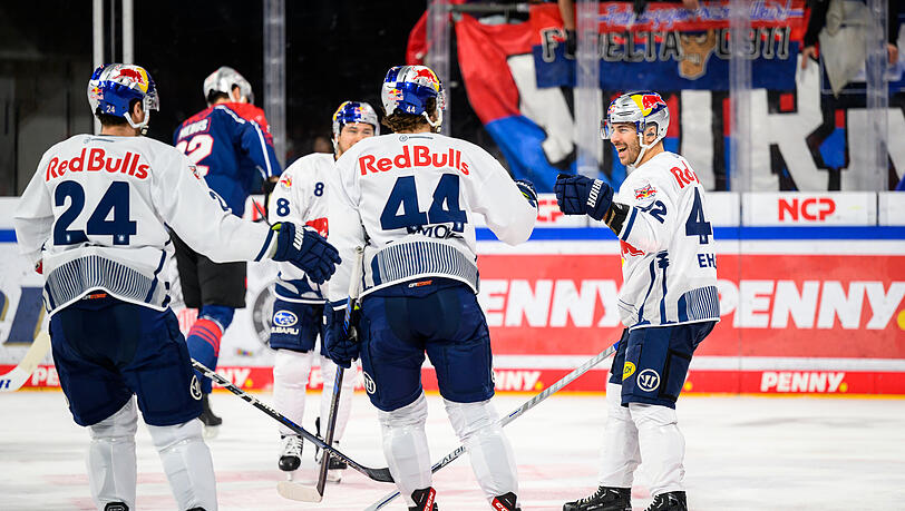 Jubel beim EHC: Gegen Nürnberg gab es einen 6:3-Erfolg.