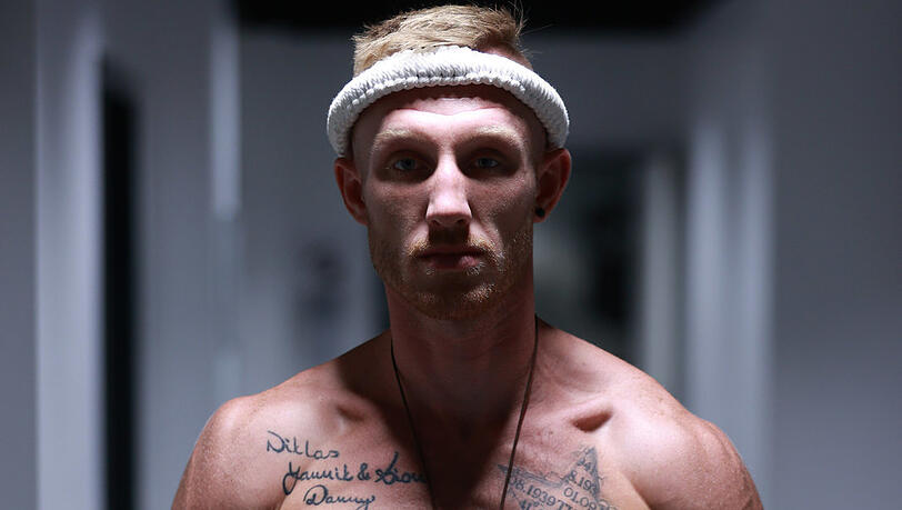 "Ich fühle mich unbesiegbar", sagt die deutsche Thaibox-Ikone Pascal Schroth vor dem Kampf gegen Levan Guruli.