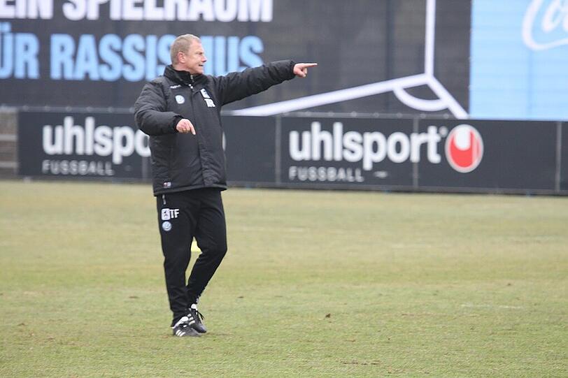 Vorstellung und Trainingseinheit: Tag 1 für Torsten Fröhling als neuer Cheftrainer der Löwen. Die Bilder.