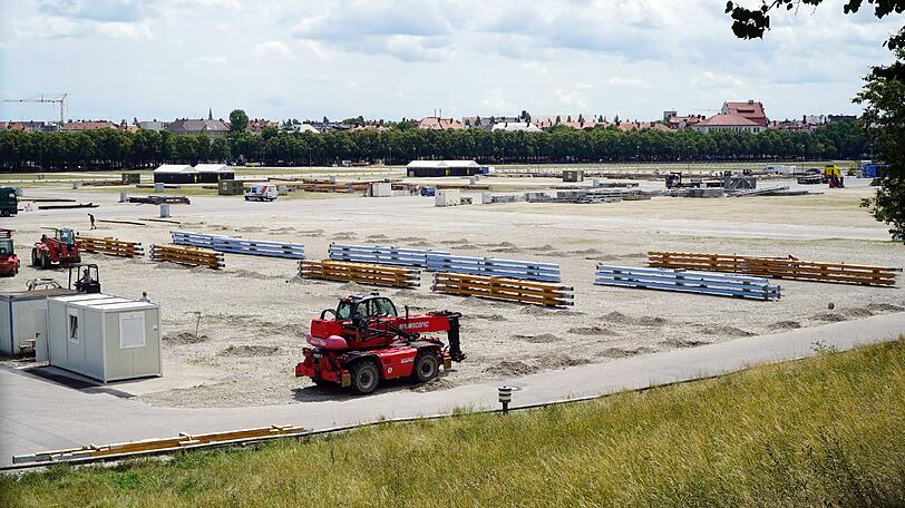 Die Bilder vom Start des Aufbaus der Theresienwiese am 10. Juli.