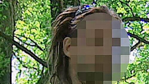 Der Mann mit der Axt bleibt auf freiem Fuß: Markus B. (46) handelte nach den neuesten Ermittlungen in Notwehr. Der Mann mit der Axt bleibt auf freiem Fuß: Markus B. (46) handelte nach den neuesten Ermittlungen in Notwehr.
