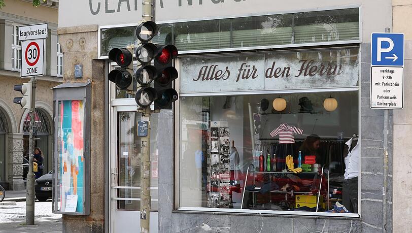 Alles für den Herrn? Nicht mehr so ganz. Alles für den Herrn? Nicht mehr so ganz.