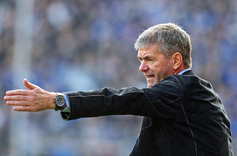 "Er ist der richtige Mann für uns", sagt Kapitän Vallori über Löwen-Trainer Funkel.