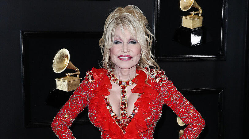 Dolly Parton spendet eine Million Dollar für die Coronavirus-Forschung