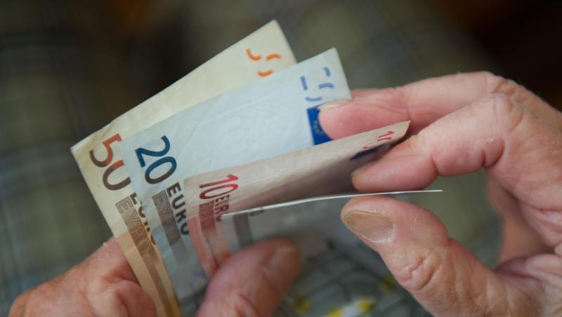 Einem Medienbericht zufolge steigen die Renten 2020 um mehr als drei Prozent. Einem Medienbericht zufolge steigen die Renten 2020 um mehr als drei Prozent.