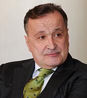 Der Intendant der Bayerischen Staatsoper, Nikolaus Bachler, bei einer Pressekonferenz.