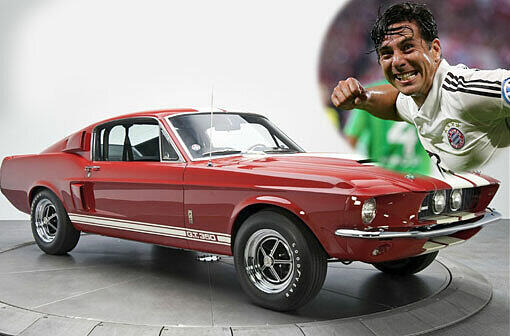 Pizarro, der wilde KlassikerWild, wilder, Mustang: Claudio Pizarro ist ein fußballspielener Ford Mustang. Wie der Sportcoupé-Klassiker versetzt er Fans immer wieder in Verzückung. Mit dem Alter werden beide gar immer beliebter, wenn auch hier und da mal ein Verschleißteil streikt. Einziger Wermutstropfen: Bei Bayern steht Mustang Pizarro immer öfter in der Garage, weil man neuere Modelle bevorzugt.