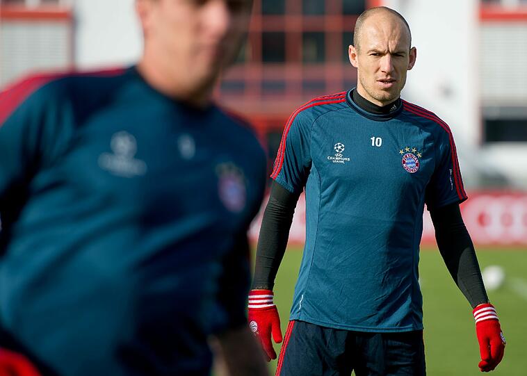 Die Bayern bei ihrem Abschlusstraining in München bevor sie am morgigen Mittwoch im Champions League Achtelfinale in London auf den FC Arsenal treffen.