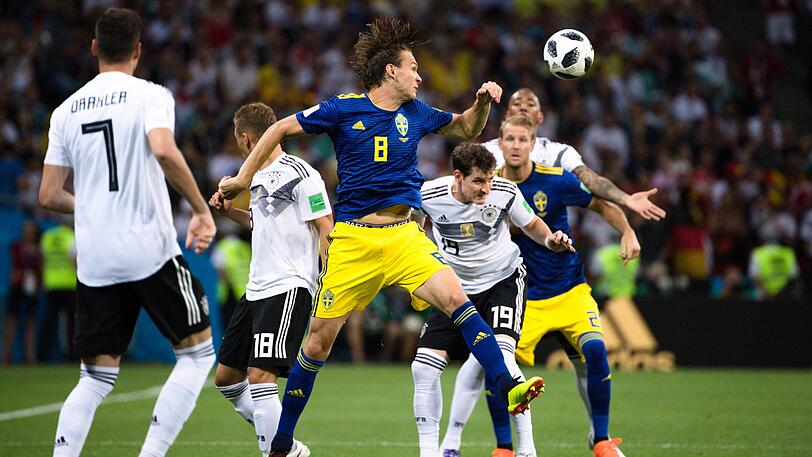 Umkämpft: Deutschland gegen Schweden bei der Fußball-WM.
