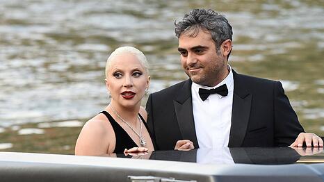 Lady Gaga und ihr Verlobter Michael Polansky.
