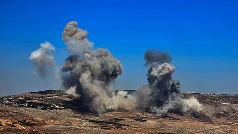 Israel wirft der Hisbollah eine Wiederaufrüstung vor und greift deshalb nahezu täglich Ziele im Nachbarland Libanon an. (Archivbild)