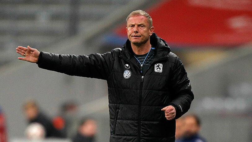 Löwen-Trainer Torsten Fröhling war alles andere als zufrieden mit der Leistung seiner Mannschaft gegen Aalen.