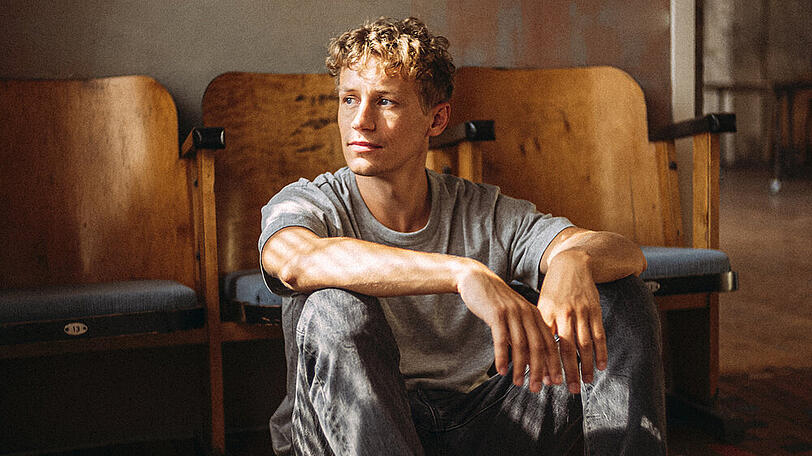 "Es gibt immer eine Gefahr, dass man sich selbst übertüncht", sagt Tim Bendzko - ob ihm das bei seinem neuen Album passiert ist?