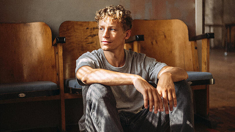 "Es gibt immer eine Gefahr, dass man sich selbst übertüncht", sagt Tim Bendzko - ob ihm das bei seinem neuen Album passiert ist? "Es gibt immer eine Gefahr, dass man sich selbst übertüncht", sagt Tim Bendzko - ob ihm das bei seinem neuen Album passiert ist?