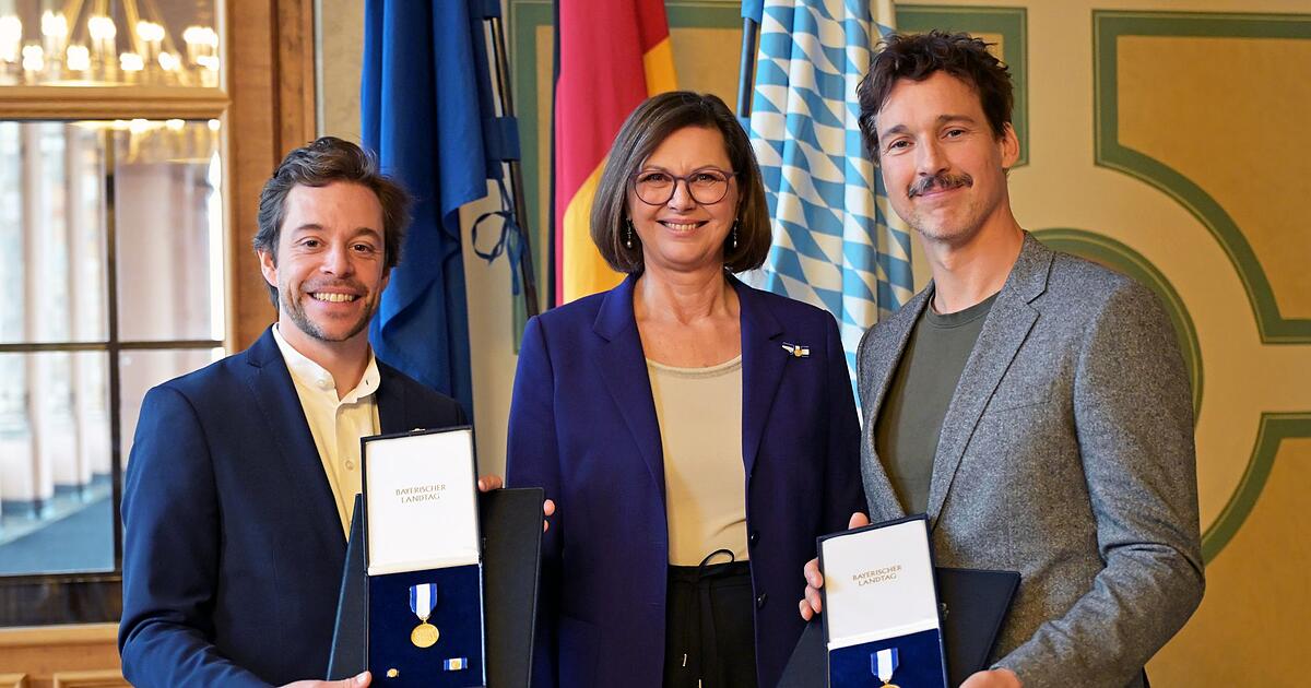 Verfassungsorden-f-r-Florian-David-Fitz-und-Tobias-Krell