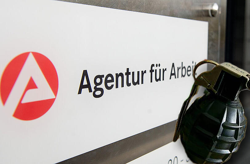 Aufregung im Jobcenter. Wie sich später herausstellte, war der Sprengkörper nicht funktionstüchtig.