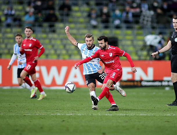 Bald Teamkollegen: Albion Vrenezi (r.) und Yannick Deichmann. Bald Teamkollegen: Albion Vrenezi (r.) und Yannick Deichmann.