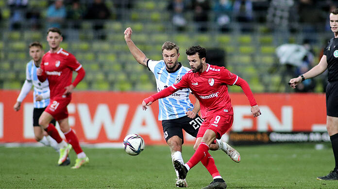 Bald Teamkollegen: Albion Vrenezi (r.) und Yannick Deichmann.