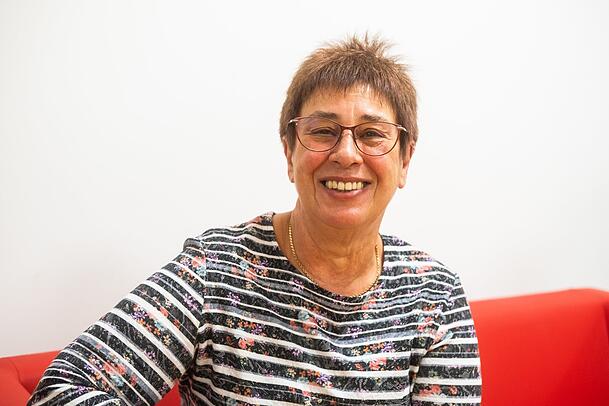 Eva Rauchfuß (Ende 60) engagiert sich bei den Lesefüchsen als Lesementorin. Eva Rauchfuß (Ende 60) engagiert sich bei den Lesefüchsen als Lesementorin.