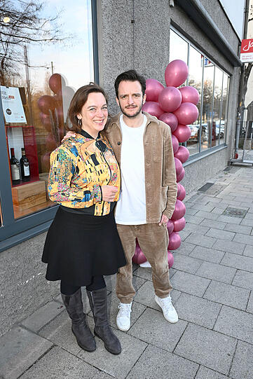 Anca Miruna Lazarescu zählte ebenfalls zu Tommy Schwimmers Gästen. Anca Miruna Lazarescu zählte ebenfalls zu Tommy Schwimmers Gästen.