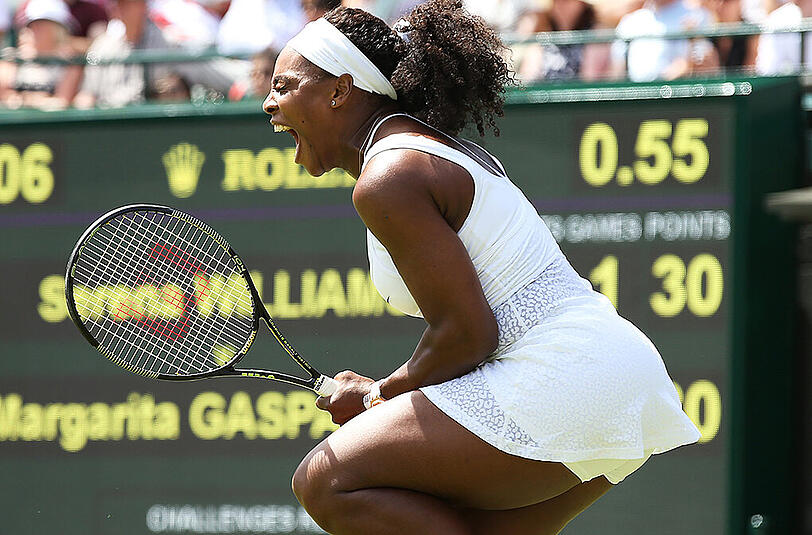 Serena Williams gewann ihr Erstrunden-Match gegen die Russin Margarita Gasparjan mit 6:4, 6:1.
