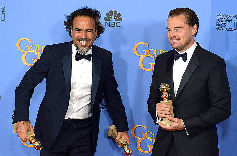 Der mexikanische Regisseur Alejandro Inarritu (l.) mit Leonardo DiCaprio bei der Golden Globes-Verleihung in Los Angeles.