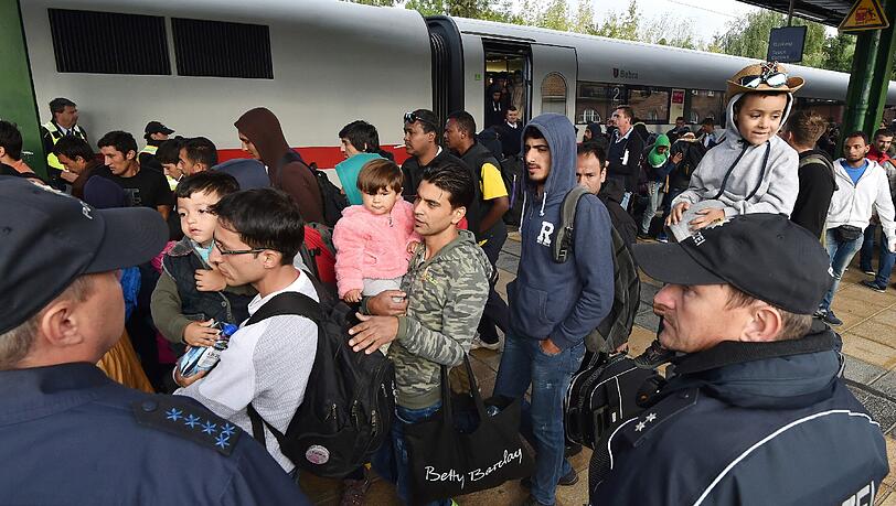 Auch für Dienstag werden am Münchner Hauptbahnhof wieder viele Flüchtlinge erwartet. Auch für Dienstag werden am Münchner Hauptbahnhof wieder viele Flüchtlinge erwartet.
