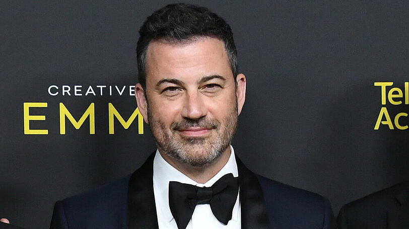 Jimmy Kimmel führt als Moderator durch die Emmy Awards 2020.