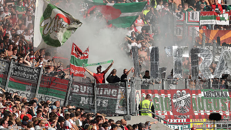 Die Rivalität zwischen Sechzig und Augsburg wird auch in der Regionalliga ausgefochten. FCA-Ultras laufen sich verbal schonmal zum Spiel am Sonntag warm.