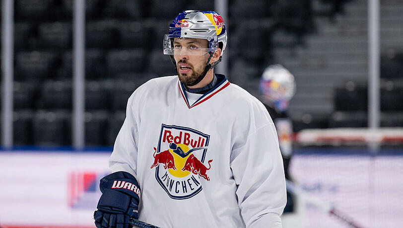 Endlich weg mit dem Trainings-Leiberl! Fabio Wagners Mega-Sperre von 14 DEL-Spielen endet an diesem Wochenende. Endlich weg mit dem Trainings-Leiberl! Fabio Wagners Mega-Sperre von 14 DEL-Spielen endet an diesem Wochenende.